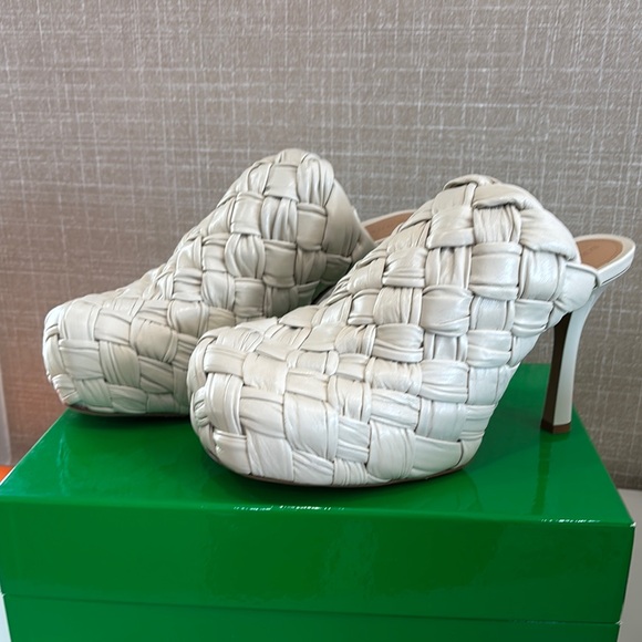 The Bold Pump Woven Heeled Mules size 39 - Picture 2 of 5